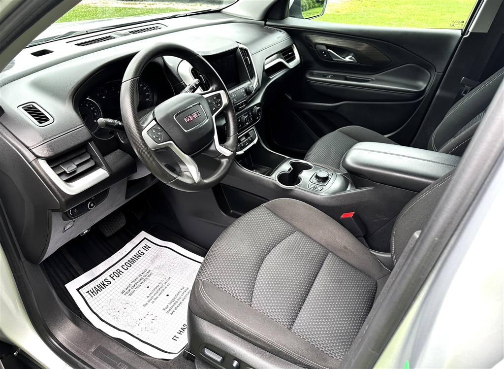 2022 GMC Terrain SLE - Photo 13