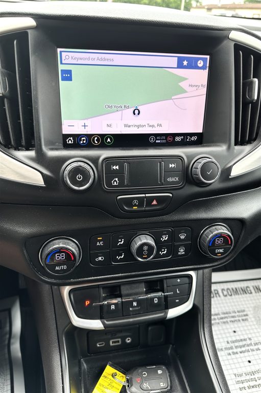 2022 GMC Terrain SLE - Photo 18