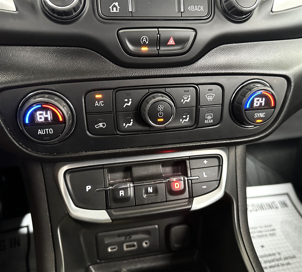2022 GMC Terrain SLE - Photo 38