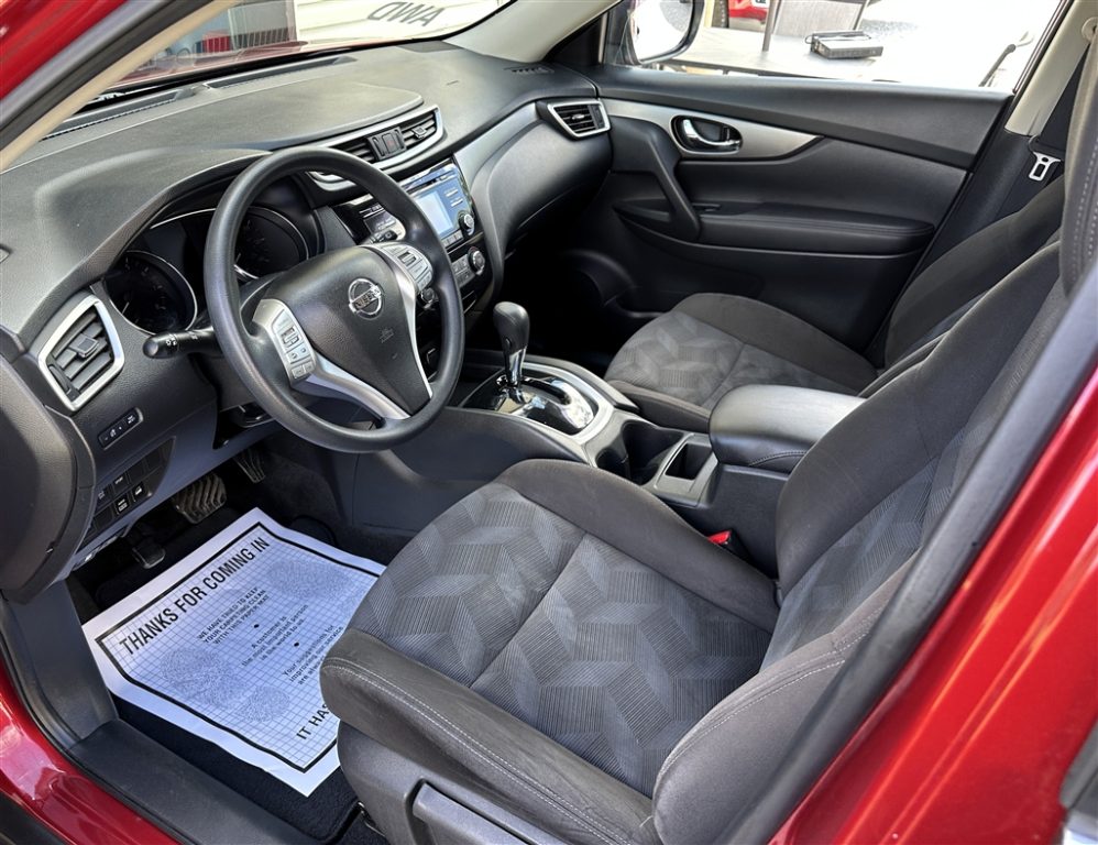 2015 Nissan Rogue S - Photo 13