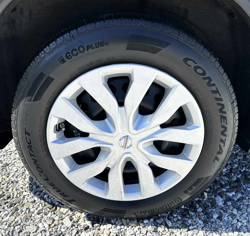 2015 Nissan Rogue S - Photo 33