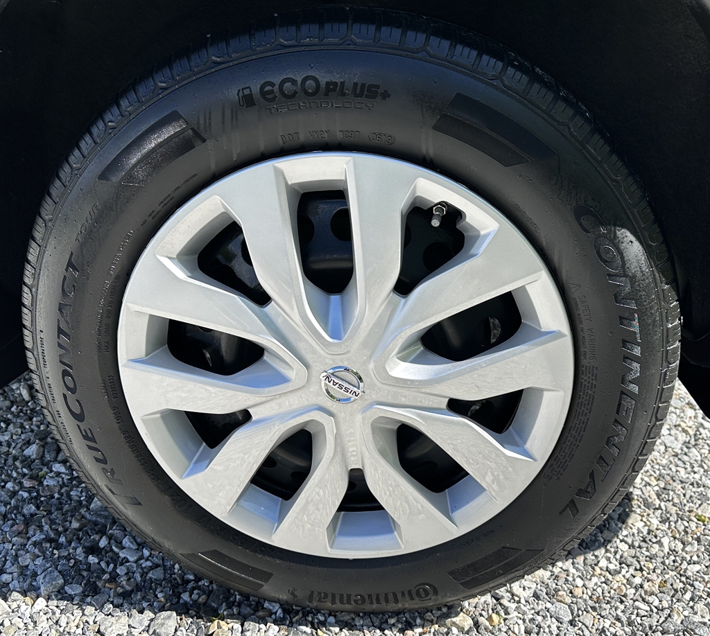2015 Nissan Rogue S - Photo 35