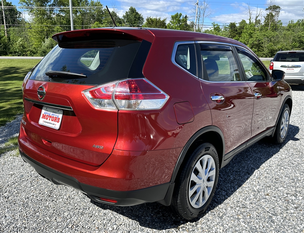 2015 Nissan Rogue S - Photo 28